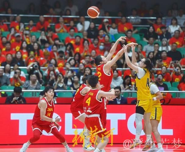 内线制胜 中国女篮大胜波黑