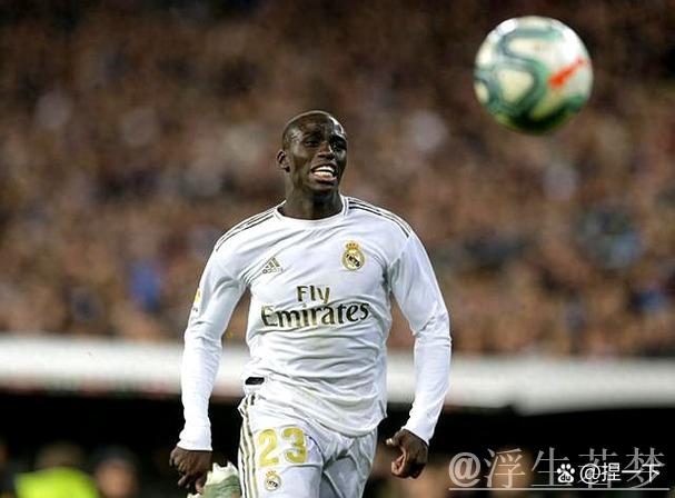 皇马惨败之夜爆内讧！33岁门将怒斥：全队无视教练指示踢散漫足球