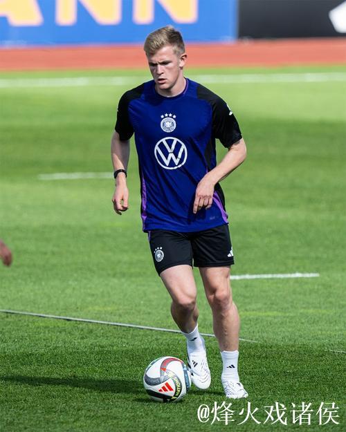 德国足协:各级联赛停摆时间越长 破产俱乐部越多 德国足协:各级联赛停摆时间越长 破产俱乐部越多